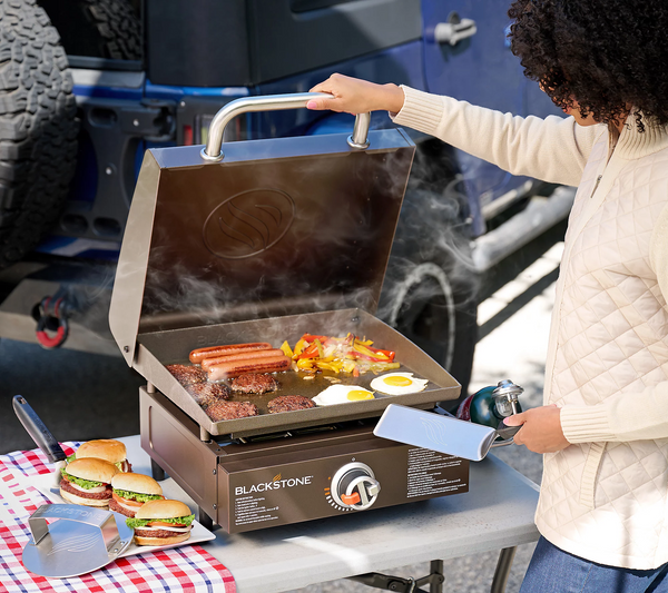 17" Portable Outdoor Griddle with Hood,Carry Bag & Tool Kit